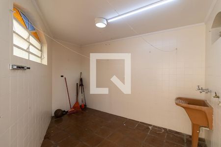 Casa para alugar com 150m², 3 quartos e 2 vagas Casa para alugar com 150m², 3 quartos e 2 vagasÁrea de serviço