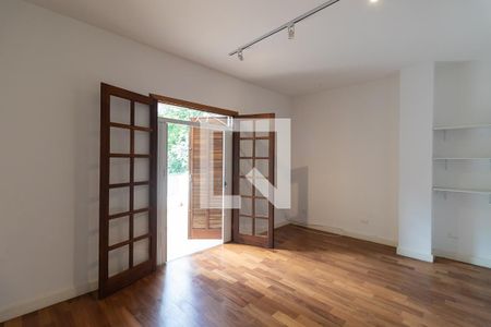 Casa para alugar com 150m², 3 quartos e 2 vagas Casa para alugar com 150m², 3 quartos e 2 vagasSuíte