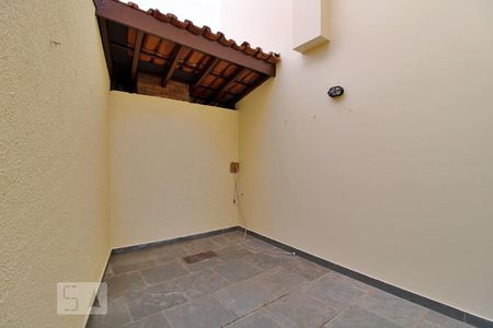 Casa à venda com 484m², 4 quartos e 4 vagasÁrea de Serviço