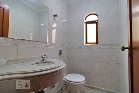 Casa à venda com 484m², 4 quartos e 4 vagasLavabo