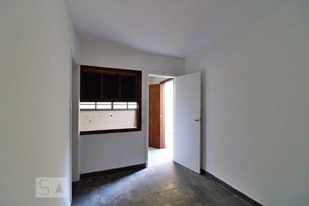 Casa à venda com 484m², 4 quartos e 4 vagasÁrea de Serviço