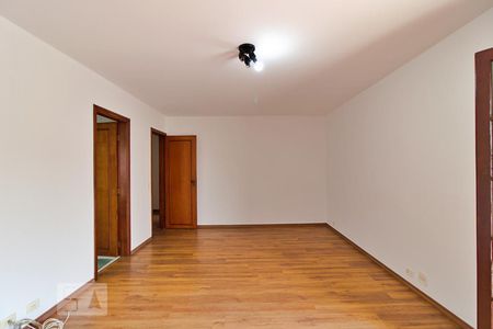 Casa à venda com 484m², 4 quartos e 4 vagasSuíte 1