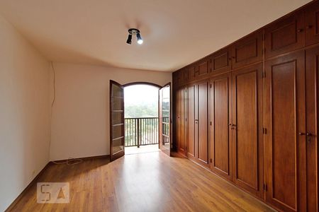 Casa à venda com 484m², 4 quartos e 4 vagasSuíte 4