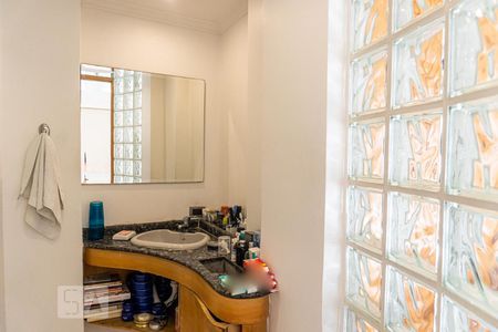 Apartamento para alugar com 172m², 4 quartos e 3 vagasBanheiro da Suíte 2