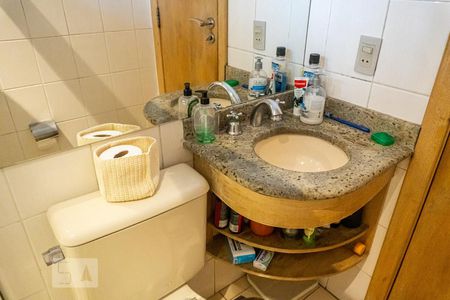 Apartamento para alugar com 172m², 4 quartos e 3 vagasBanheiro Social