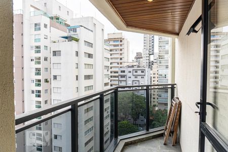 Apartamento para alugar com 172m², 4 quartos e 3 vagasVaranda