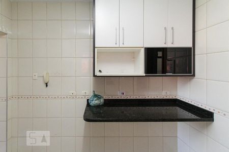 Casa à venda com 246m², 2 quartos e 2 vagas Casa à venda com 246m², 2 quartos e 2 vagasCozinha