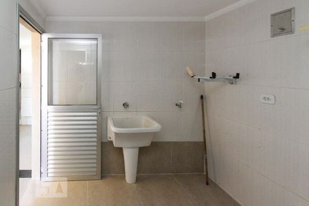 Casa à venda com 246m², 2 quartos e 2 vagas Casa à venda com 246m², 2 quartos e 2 vagasÁrea de Serviço