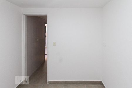 Casa à venda com 246m², 2 quartos e 2 vagas Casa à venda com 246m², 2 quartos e 2 vagasQuarto de Serviço