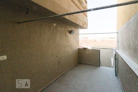 Casa à venda com 246m², 2 quartos e 2 vagas Casa à venda com 246m², 2 quartos e 2 vagasQuintal