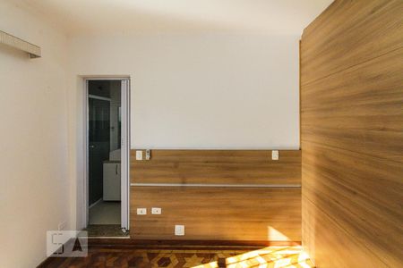 Casa à venda com 246m², 2 quartos e 2 vagas Casa à venda com 246m², 2 quartos e 2 vagasSuite 02