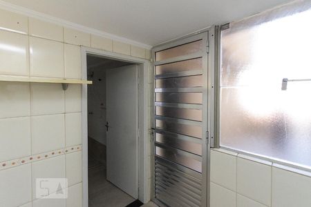 Casa à venda com 246m², 2 quartos e 2 vagas Casa à venda com 246m², 2 quartos e 2 vagasÁrea de Serviço