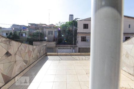 Casa à venda com 246m², 2 quartos e 2 vagas Casa à venda com 246m², 2 quartos e 2 vagasvaranda