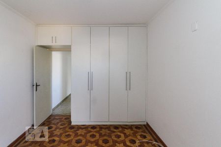 Casa à venda com 246m², 2 quartos e 2 vagas Casa à venda com 246m², 2 quartos e 2 vagasSuite