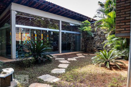 Casa à venda com 375m², 4 quartos e 4 vagasJardim