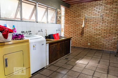Casa à venda com 375m², 4 quartos e 4 vagasÁrea de Serviço