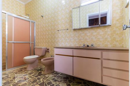 Casa para alugar com 253m², 4 quartos e 2 vagasBanheiro da suíte 1