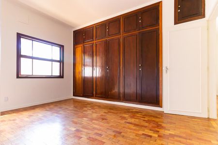 Casa para alugar com 253m², 4 quartos e 2 vagasQuarto 2 - Suíte 2