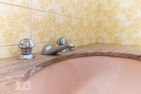 Casa para alugar com 253m², 4 quartos e 2 vagasBanheiro da suíte 1