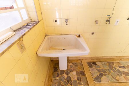 Casa para alugar com 253m², 4 quartos e 2 vagasÁrea de serviço