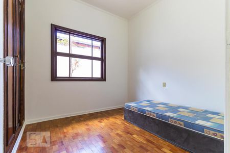 Casa para alugar com 253m², 4 quartos e 2 vagasQuarto 3