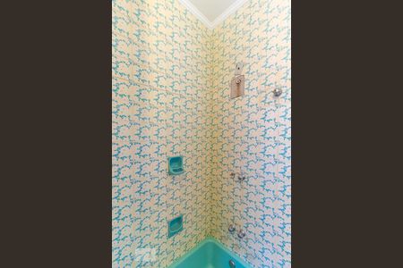 Casa para alugar com 253m², 4 quartos e 2 vagasBanheiro