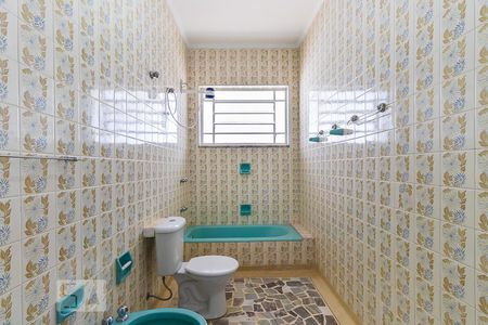 Casa para alugar com 253m², 4 quartos e 2 vagasBanheiro da suíte 2