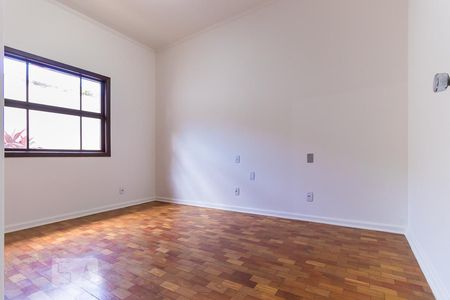 Casa para alugar com 253m², 4 quartos e 2 vagasQuarto 4