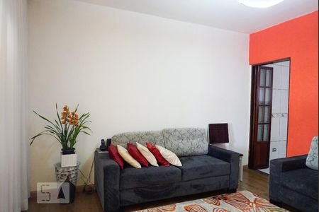 Casa 1 - Sala de casa à venda com 3 quartos, 350m² em Vila Franci, São Paulo
