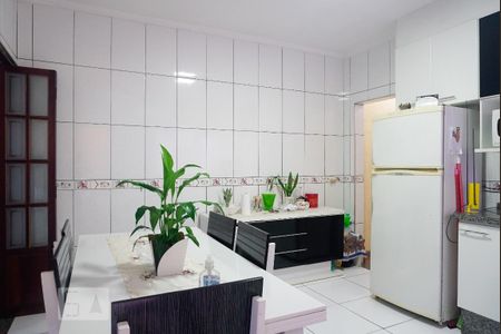 Casa à venda com 350m², 3 quartos e 1 vagaCasa 1 - Cozinha