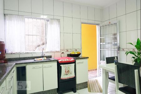 Casa à venda com 350m², 3 quartos e 1 vagaCasa 1 - Cozinha