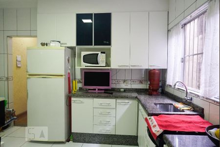 Casa à venda com 350m², 3 quartos e 1 vagaCasa 1 - Cozinha