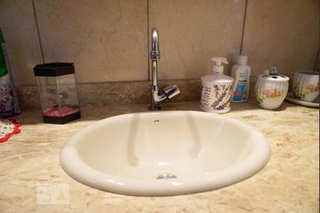 Casa à venda com 350m², 3 quartos e 1 vagaCasa 1 - Banheiro