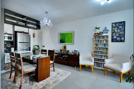 Sala de apartamento à venda com 2 quartos, 67m² em Água Branca, São Paulo