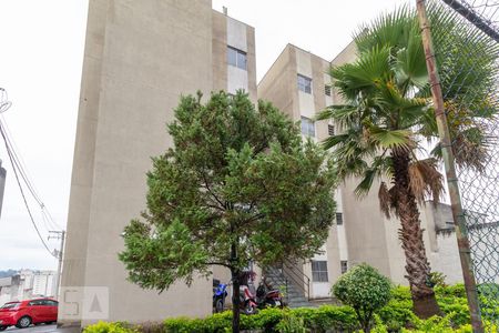 Apartamento para alugar com 56m², 2 quartos e 1 vaga Apartamento para alugar com 56m², 2 quartos e 1 vagaFachada