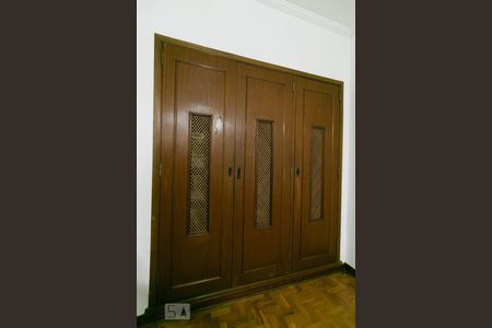 Apartamento à venda com 110m², 2 quartos e 1 vagaQuarto 1 - Armário