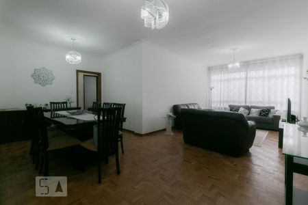 Apartamento à venda com 110m², 2 quartos e 1 vagaSala