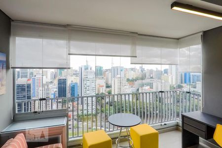 Studio para alugar com 24m², 1 quarto e sem vagaVaranda