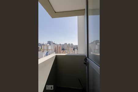 Sacada de kitnet/studio à venda com 1 quarto, 45m² em Aclimação, São Paulo