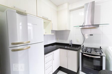 Cozinha e Área de Serviço de apartamento para alugar com 2 quartos, 47m² em Colônia (zona Leste), São Paulo