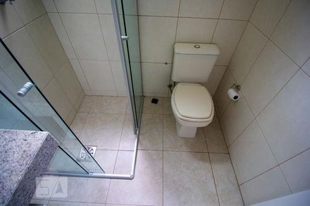 Apartamento para alugar com 75m², 2 quartos e 2 vagasBanheiro da suíte