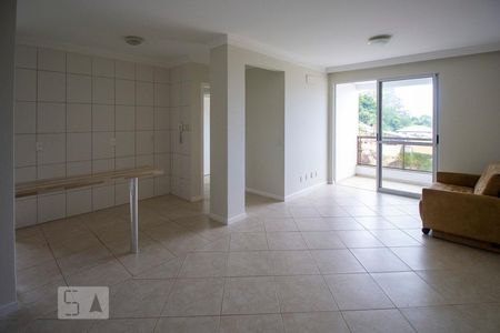 Sala de apartamento para alugar com 2 quartos, 75m² em João Paulo, Florianópolis