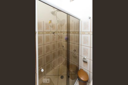 Casa à venda com 275m², 4 quartos e 8 vagasBanheiro