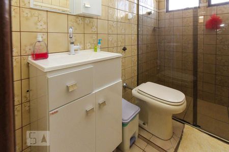 Casa à venda com 275m², 4 quartos e 8 vagasBanheiro 02