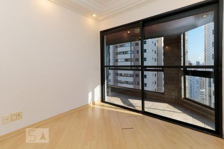 Sala de Apartamento com 2 quartos, 70m² Pinheiros