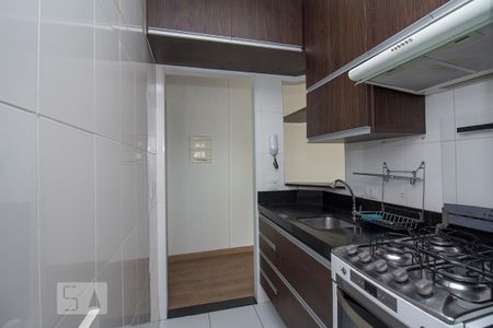 Apartamento para alugar com 60m², 3 quartos e 1 vaga Apartamento para alugar com 60m², 3 quartos e 1 vagaCozinha - Armários