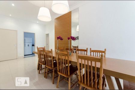 Apartamento para alugar com 60m², 3 quartos e 1 vaga Apartamento para alugar com 60m², 3 quartos e 1 vagaÁrea comum - Salão de festas