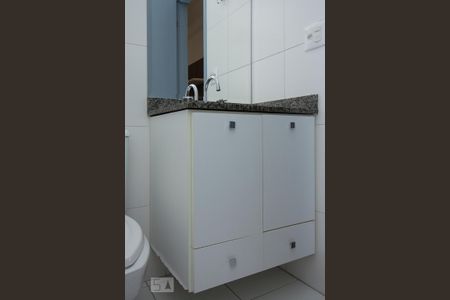 Apartamento para alugar com 60m², 3 quartos e 1 vaga Apartamento para alugar com 60m², 3 quartos e 1 vagaBanheiro Corredor - Armários