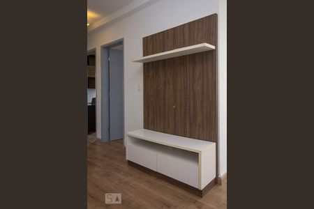Detalhe Sala de apartamento para alugar com 3 quartos, 60m² em Vila Pompéia, São Paulo