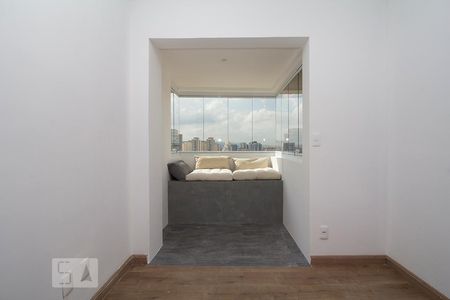 Sala de apartamento para alugar com 3 quartos, 60m² em Vila Pompéia, São Paulo